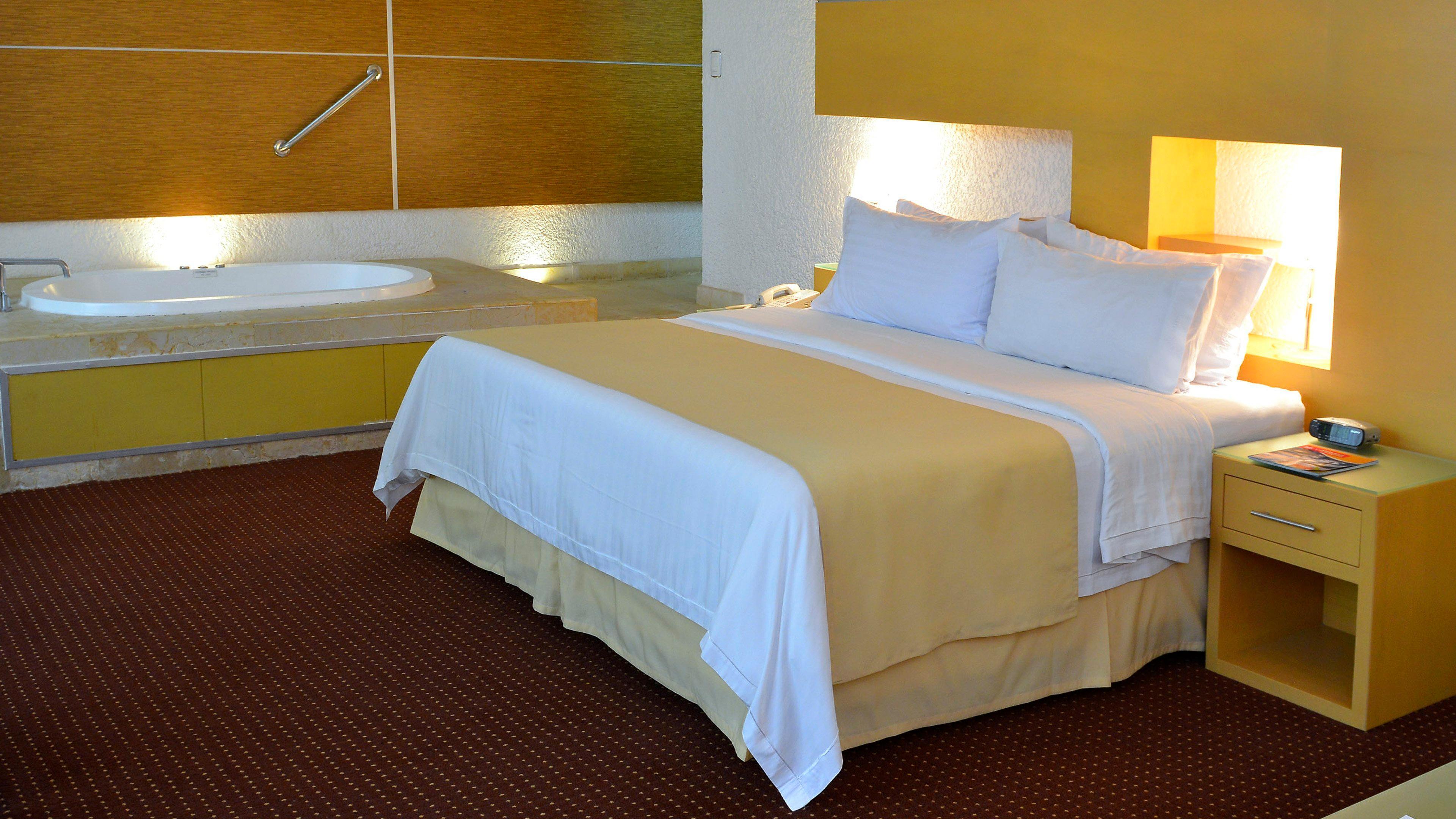 Holiday Inn Morelia By Ihg Экстерьер фото